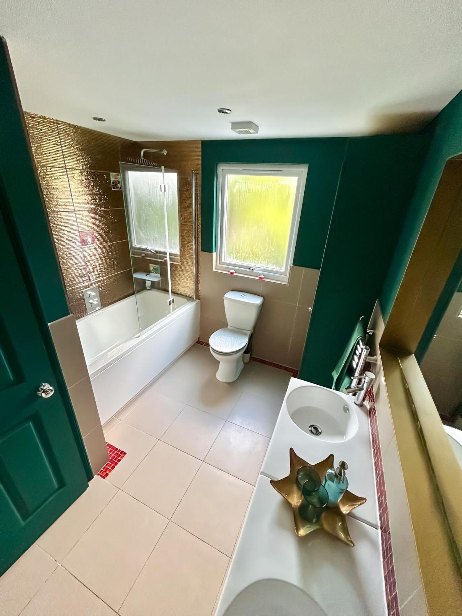The Crown Loft Ensuite Luxury Accomodation Kingston upon Thames  Buitenkant foto